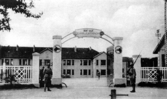 Ligne Maginot - CATTENOM - (Camp de sureté) - Entrée du camp
Carte postale