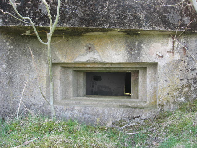 Ligne Maginot - KIRSCHBRUEHL - (Blockhaus pour canon) - Créneau mitrailleuse - Christian LENHARD