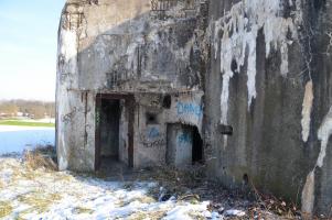 Ligne Maginot - 85 - HASELBERG - (Casemate d'infanterie - double) - Les entrées du personnel et du matériel