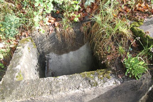 Ligne Maginot - MONTAGNY (P1) - (Blockhaus pour arme infanterie) - Le puits d'accés - AALMA - lignemaginot.com