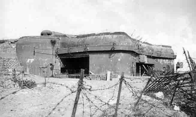 Ligne Maginot - BOVENBERG - A27 - (Ouvrage d'infanterie) - Bloc 3
Photo prise en 1940 sous l'occupation allemande - Inconnu