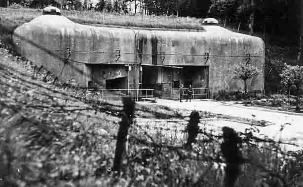 Ligne Maginot - ROCHONVILLERS - A8 - (Ouvrage d'artillerie) - L'entrée munitions dans les années 1940 - inconnu