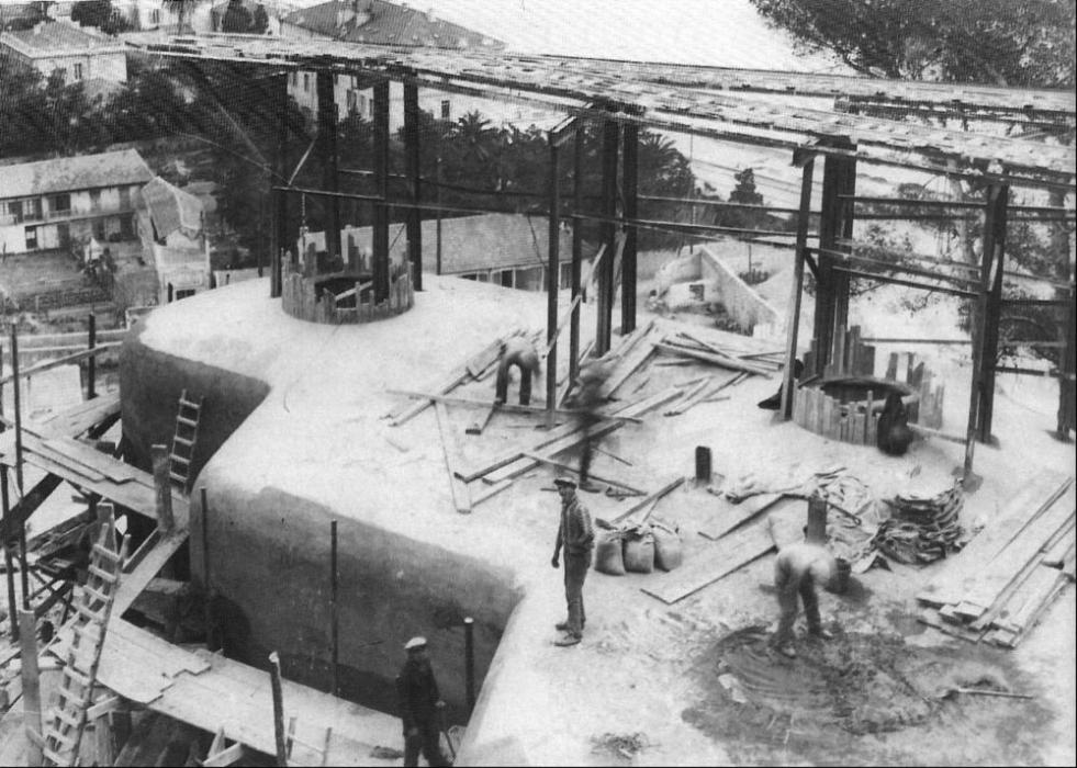 Ligne Maginot - CAP MARTIN - (Ouvrage d'artillerie) - Construction du bloc 3
La coulée est faite, noter les réservations pour les cloches GFM - Inconnu