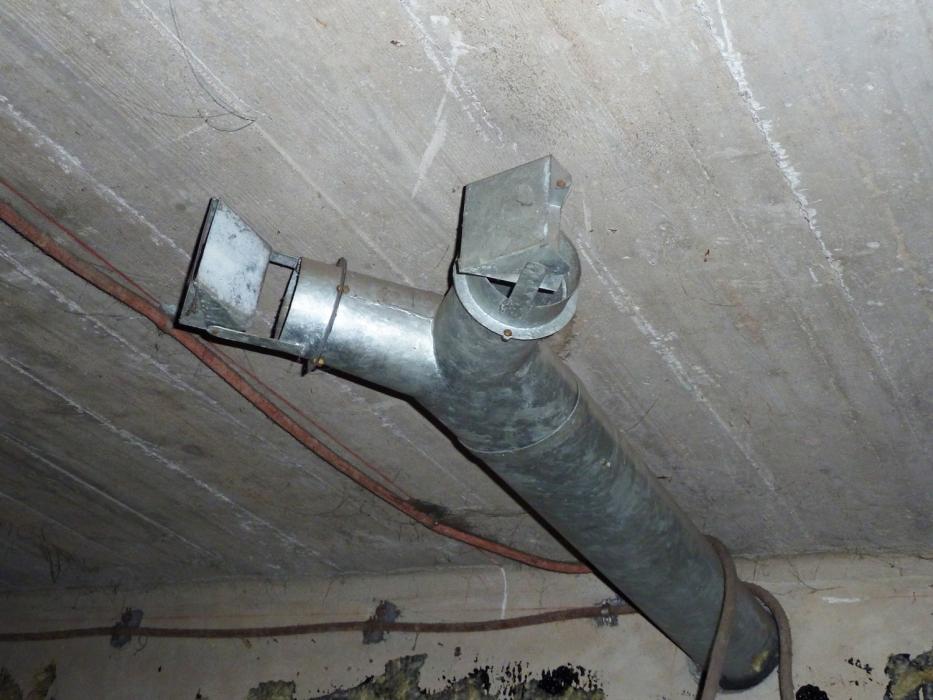 Ligne Maginot - NANCY- LAXOU - CENTRAL PROTéGé - (Central téléphonique isolé) - Gaine de ventilation - Pascal LAMBERT