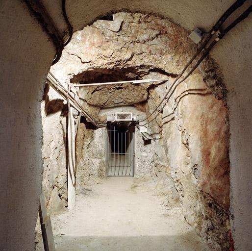 Ligne Maginot - SAINTE AGNES (SAG) - EO9 - (Ouvrage d'artillerie) - Bloc 4
Galerie d'accès au bloc d'infanterie 4, partie inachevée (segment brut de déroctage, non revêtu). - Marc HELLER