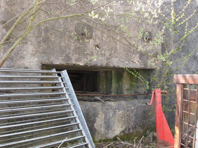 Ligne Maginot - STOECKWALD OUEST - (Blockhaus pour canon) - Créneau pour canon - Christian LENHARD