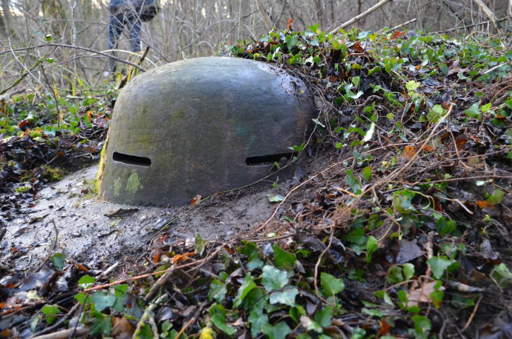 Ligne Maginot - HUTTINGUE (Ouvrage d'infanterie) - Cloche de guet d'avant 1914 prélevée sur les forts Séré de Rivières. - D. Froehly