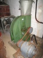 Ligne Maginot - SAPEY - (Ouvrage d'artillerie) - Salle de neutralisation
Ventilateur air pur (couleur verte)