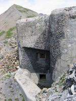 Ligne Maginot - GRANGES COMMUNES - (Ouvrage d'infanterie) - Bloc 2
Façade du bloc avec son fossé diamant.