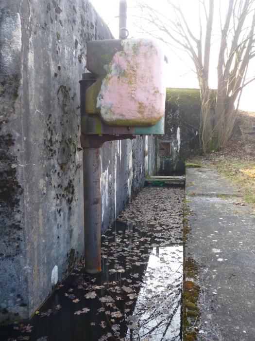 Ligne Maginot - AUENHEIM NORD - (Casemate d'infanterie) - La facade de gorge - Les Gardiens du Rhin