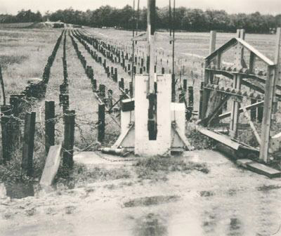 Ligne Maginot - RADAR - (Barrage de Route) - Basé sur l\'utilisation d\'une barrière et d\'éléments Cointet - inconnu