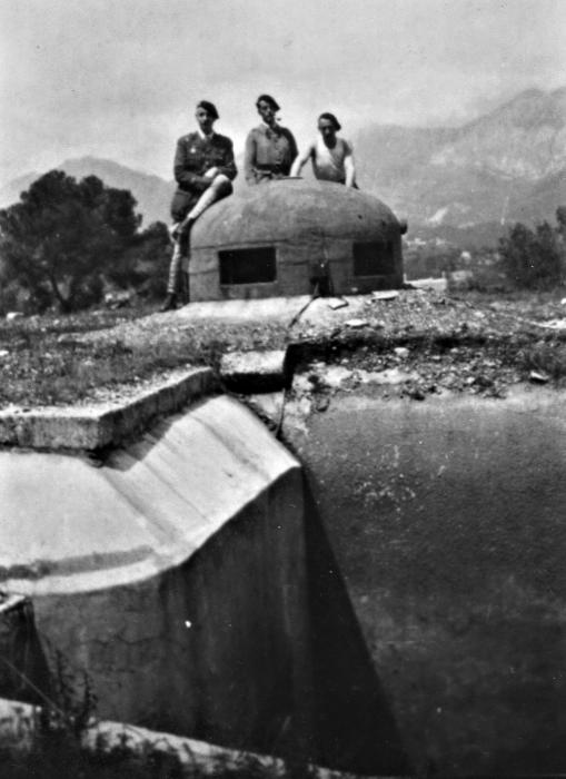Ligne Maginot - CAP MARTIN - (Ouvrage d'artillerie) - Le bloc 1
Photo prise le le 25 juin 1940 - Inconnu 