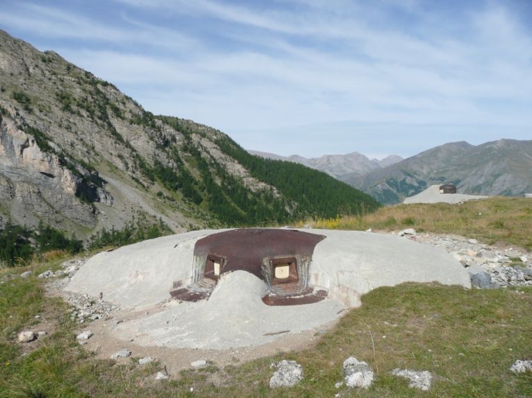 Ligne Maginot - PLATE LOMBARDE - (Ouvrage d'infanterie) - Le bloc 3 - ARMAND Patrick