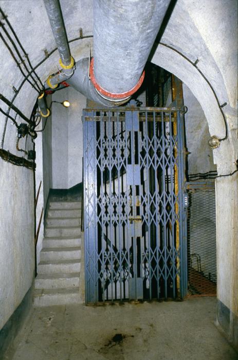 Ligne Maginot - BARBONNET (BT) - (Ouvrage d'artillerie) - Le bas du bloc 2 - LOVINY Alain