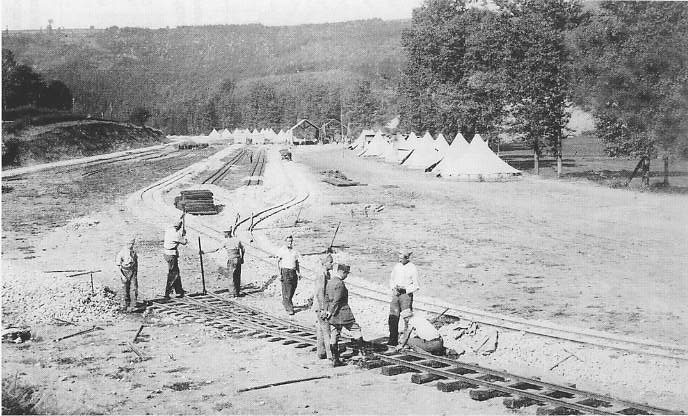 Ligne Maginot - SAINT LOUIS LES BITCHE (TêTE D'ANTENNE) - (Infrastructure ferroviaire) - Photo datant de la construction du grill - Inconnu