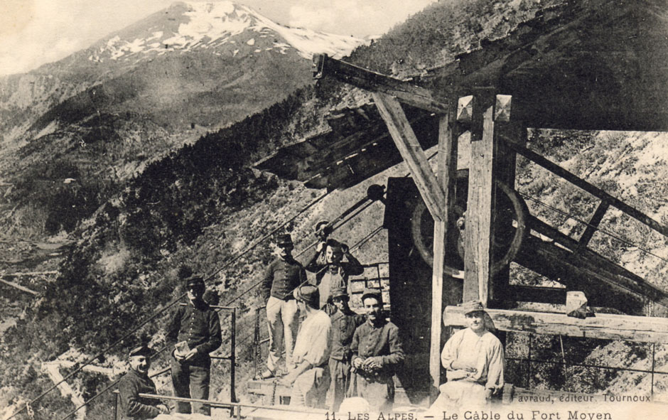 Ligne Maginot - TOURNOUX  (83° BAF - II/162° RAP) - (PC de Sous-Secteur) - Carte postale
La recette haute du téléphérique de Fort Moyen au début des années 1900 - Inconnu