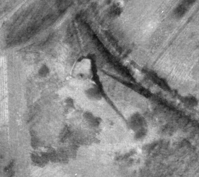 Ligne Maginot - 84 - CHEMIN CREUX - (Casemate d'infanterie - Double) - La casemate 84-Chemin Creux sur une photo IGN de 1958 - IGN - Géoportail 1958