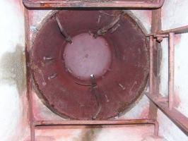 Ligne Maginot - Avant poste de la Roue - Le bloc 1
La cloche par éléments Saint Jacques
Les tiges d'assemblages sont nettement visibles sur cette photo