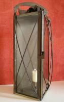 Ligne Maginot - Lampe triangulaire - Lampe triangulaire utilisée en secours dans les ouvrages Maginot
Modèle fabriqué par ??