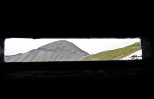 Ligne Maginot - RESTEFOND - (Ouvrage d'artillerie) - Bloc 4
À l´intérieur de la cloche VDP. Vue sur la Cime de la Bonette