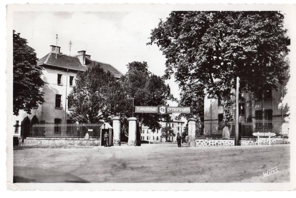 Ligne Maginot - CASERNE TEYSSIER - 37°RIF - (Camp de sureté) - Carte postale
L'entrée de la caserne - WIMS
