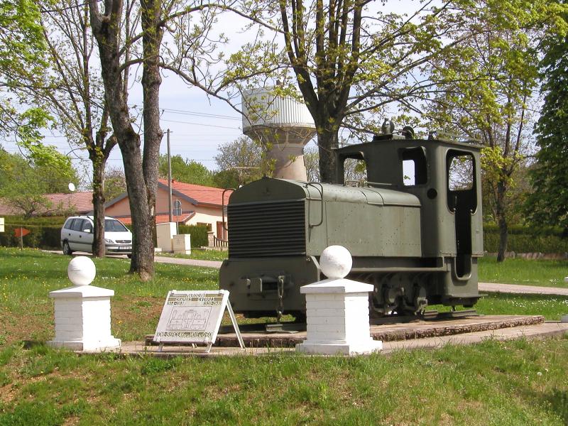 Ligne Maginot - Locotracteur SCHNEIDER type LG - Monuments aux morts de la voie de  60 de Toul
Caserne du 15° RG(A)