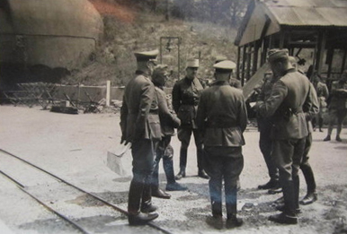 Ligne Maginot - KOBENBUSCH  - A13 - (Ouvrage d'artillerie) - Photo prise lors de la reddition de l'ouvrage - Inconnu