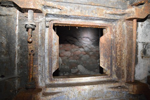 Ligne Maginot - LANGHEP NORD - C63 - (Casemate d'infanterie - Simple) - Le remblai visible depuis le créneau - Gut didier