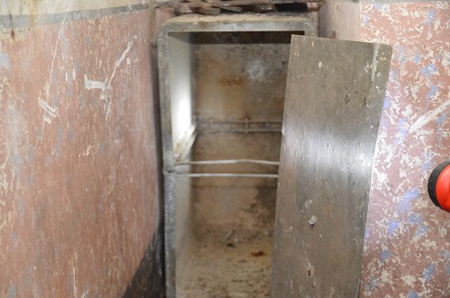 Ligne Maginot - LANGHEP NORD - C63 - (Casemate d'infanterie - Simple) - La cuve a eau de refroidissement 
Qui a été déplacée de son emplacement initial - Gut didier
