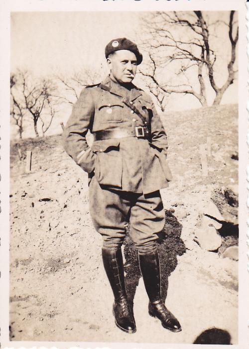 Ligne Maginot - LANGHEP SUD - C64 - (Casemate d'infanterie - Simple) - L'Adjudant-Chef Beaury Henri qui commandait la casemate du Langhep Sud
Photo de novembre 1939 - Inconnu