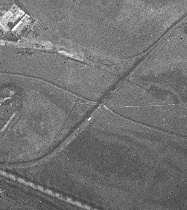 Ligne Maginot - 21LM(VF) - (DMP - Dispositif de Mine Permanent) - Le pont-rail du Boullonais est bien visible, mais point de blockhaus aux alentours - IGN