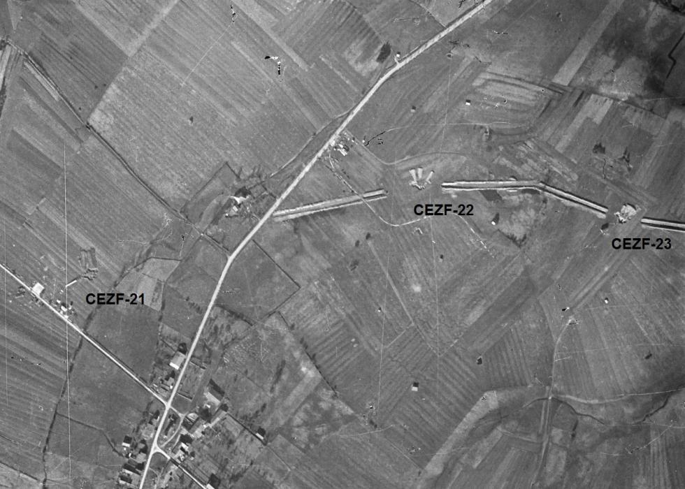 Ligne Maginot - CEZF-21 - BEAUCLAIR (Casemate d'infanterie - double) - Le chantier de la ligne CEZF en mars 1940 - IGN - Géoportail 1940