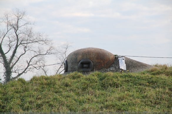 Ligne Maginot - CIMETIERE D'ESCAUPONT EST - C12 - (Casemate d'infanterie) -  - AALMA - www.lignemaginot.com