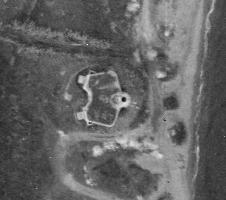 Ligne Maginot - ARINELLA SUD - (Casemate d'infanterie - Double) -  - IGN - Géoportail 1950
