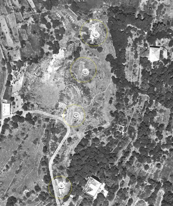Ligne Maginot - TOGA (Batterie côtière) (Position d'artillerie préparée) - Les 4 encuvements sont encore visible - IGN - Géoportail 1961