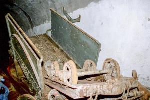 Ligne Maginot - LAVOIR - (Ouvrage d'artillerie) - Plan incliné
Le chariot permettant le transport des wagonnets