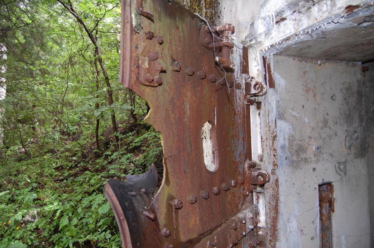 Ligne Maginot - AMODON - (Abri) - La porte blindée endommagée - Michal Prasil