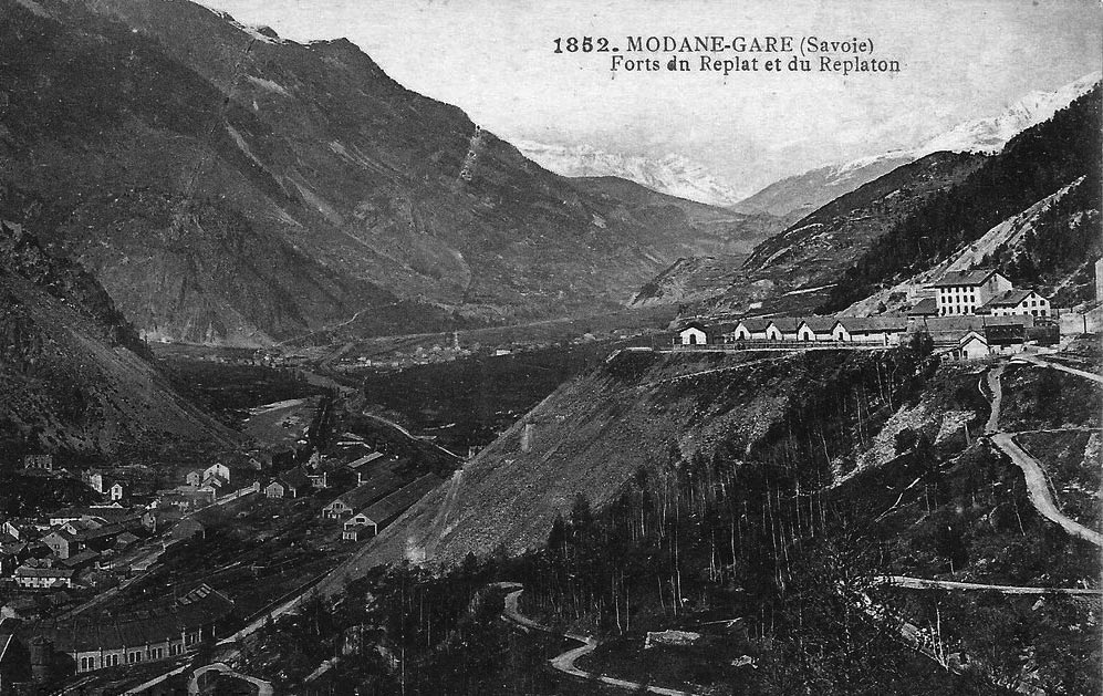 Ligne Maginot - LE REPLAT - (Casernement) - Carte postale - Inconnu