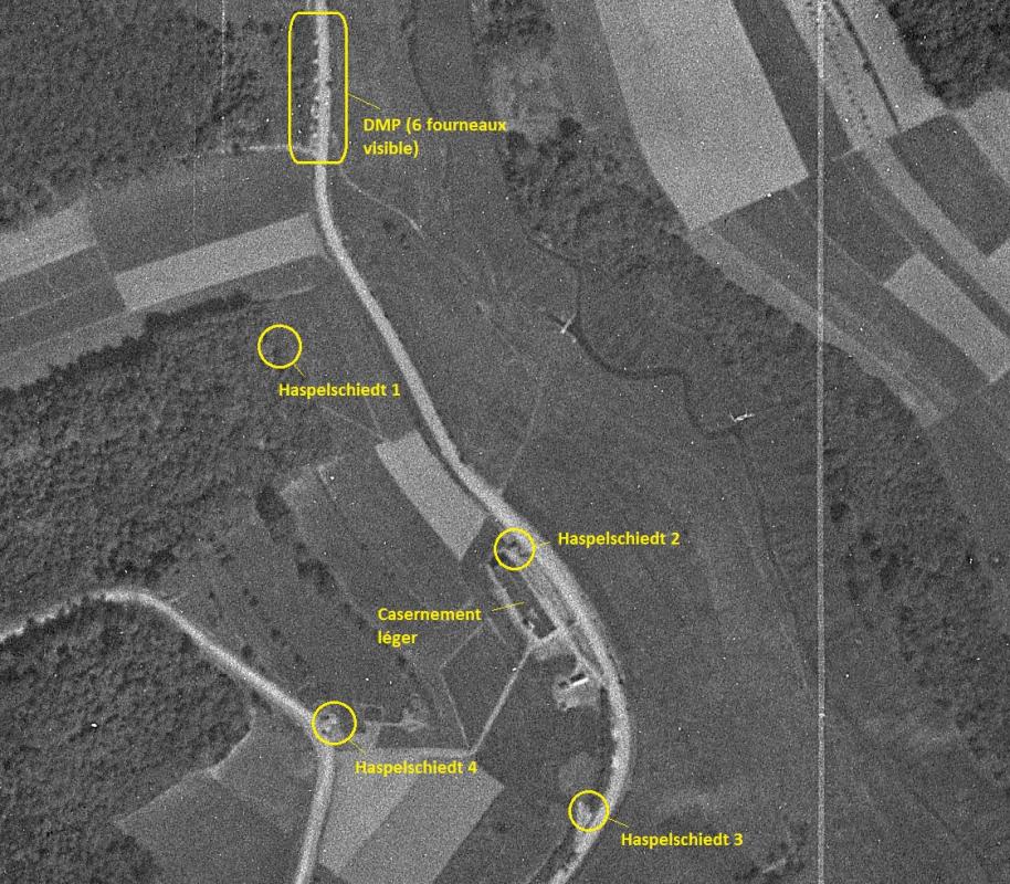 Ligne Maginot - Avant-poste de HASPELSCHIEDT - Les traces du DMP sont bien visibles, ainsi que le casernement léger et les blockhaus - IGN