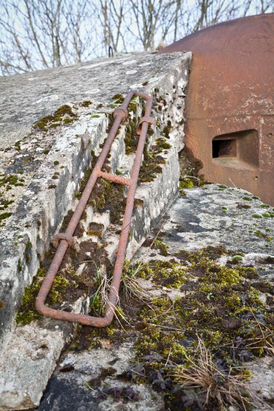 Ligne Maginot - BAMBIDERSTROFF SUD - C71 - (Casemate d'infanterie) - Cloche JM droite
Détail du support de camouflage - Fré Do