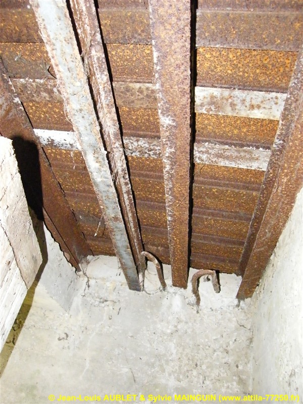 Ligne Maginot - LEMBACH NORD 1 (AVANT POSTE) - (Blockhaus pour arme infanterie) -  - Jean-Louis AUBLET & Sylvie MAINGUIN (www.attila-77