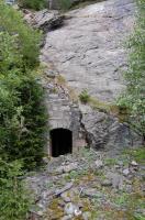 Ligne Maginot - SAPEY (REDOUTE DU) - (Position d'artillerie préparée) - L'entrée du magasin sous roc
Éboulement de roc