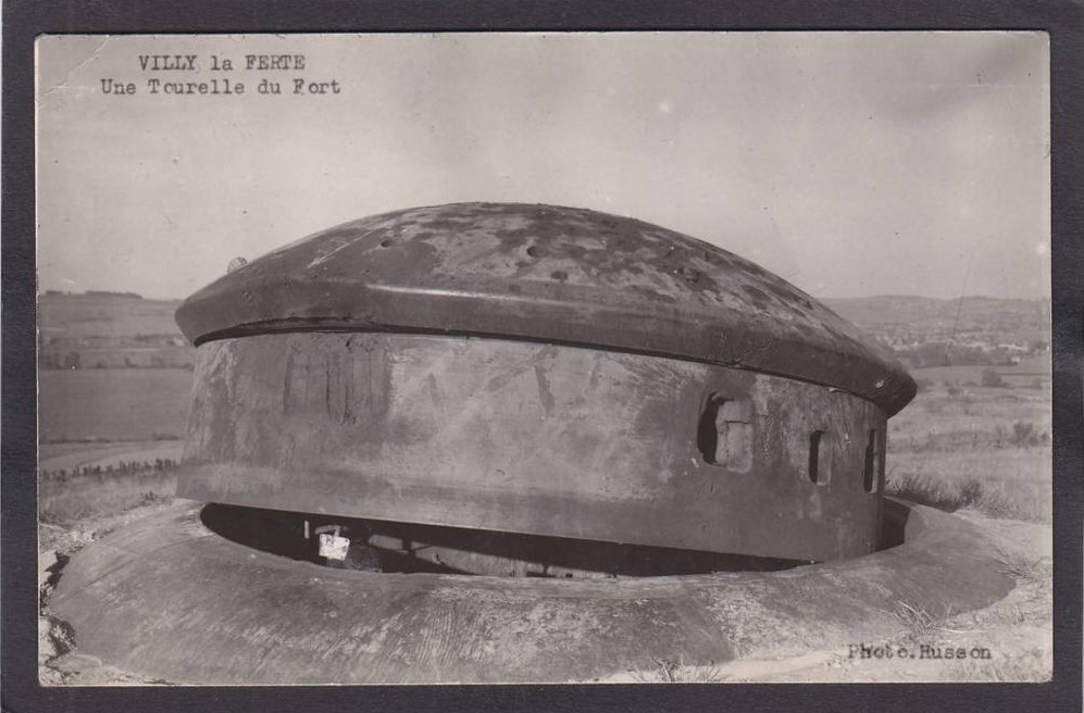 Ligne Maginot - LA FERTE - (Ouvrage d'infanterie) - Bloc 2
Tourelle pour deux armes mixtes - Husson