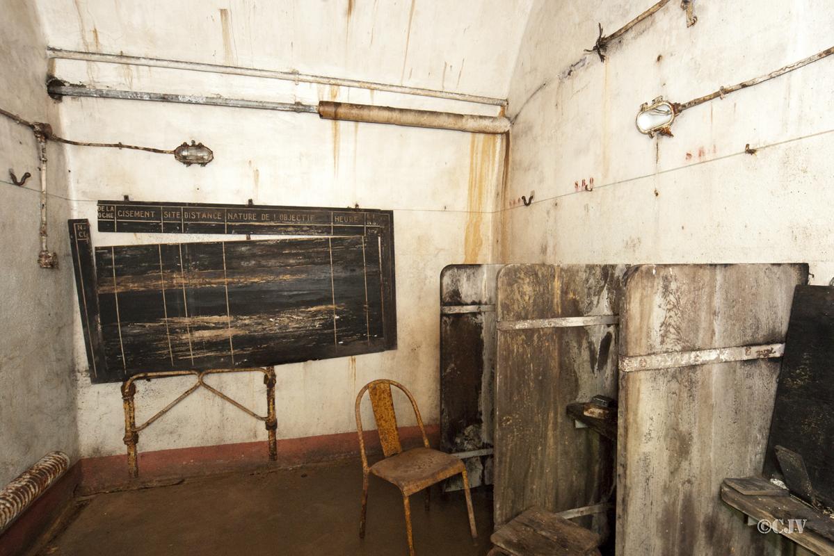 Ligne Maginot - BOUSSE - A24 - (Ouvrage d'infanterie) - Le PC de l'ouvrage
Service des renseignements - Lia VERMEULEN