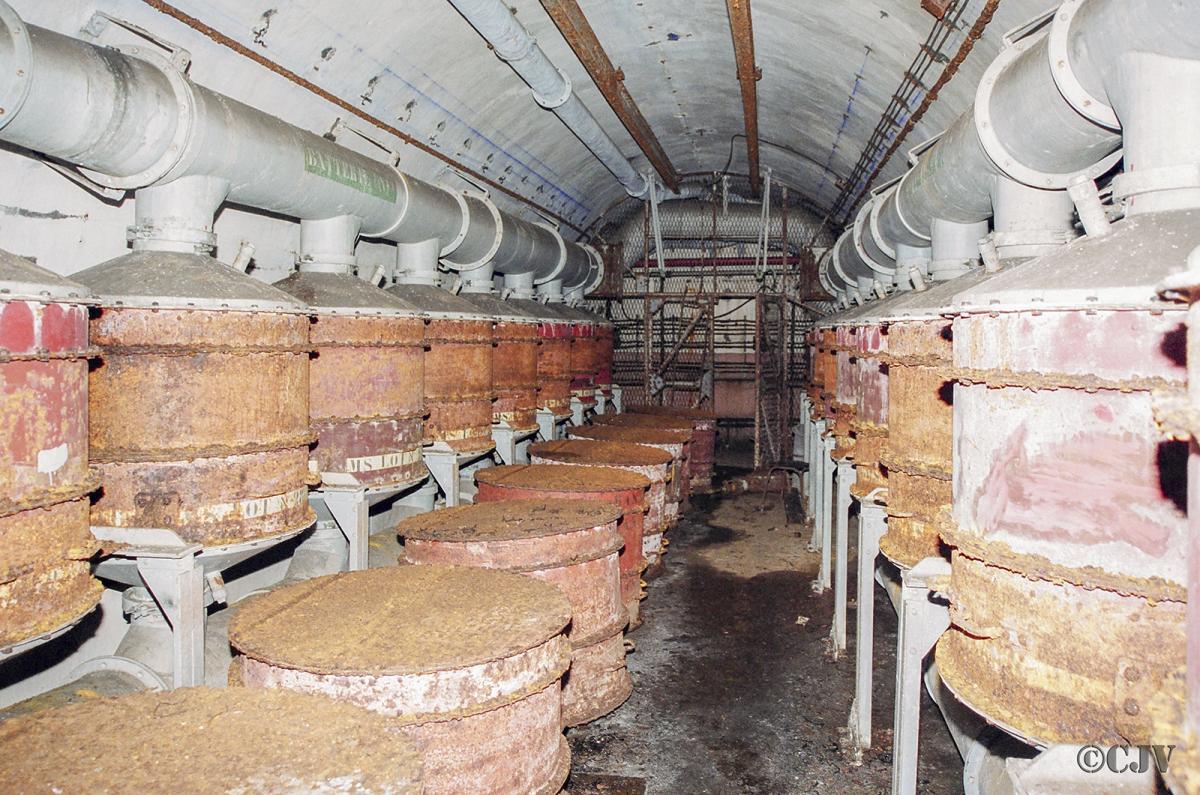 Ligne Maginot - ANZELING - A25 - (Ouvrage d'artillerie) - Salle des filtres
 - Lia VERMEULEN