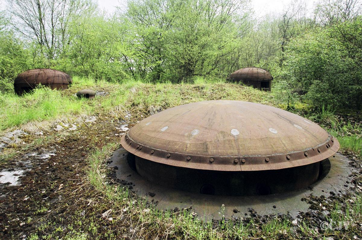 Ligne Maginot - ANZELING - A25 - (Ouvrage d'artillerie) - Bloc 3

 - Lia VERMEULEN