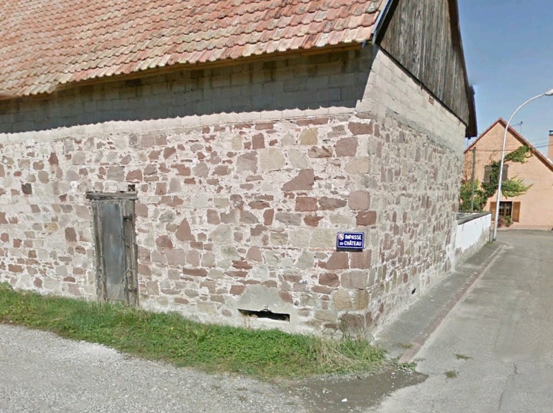 Ligne Maginot - H8 - MAISON (SECTION MEYER/CM5/II/42° RIF) - (PC) - Ce blockhaus est le bloc 5 du P.A de Baltzenheim - Google StreetView