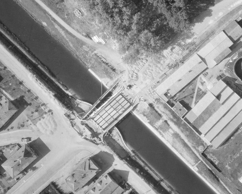 Ligne Maginot - 1T2 - (DMP - Dispositif de Mine Permanent) - Le pont en reconstruction - IGN - Géoportail 1947