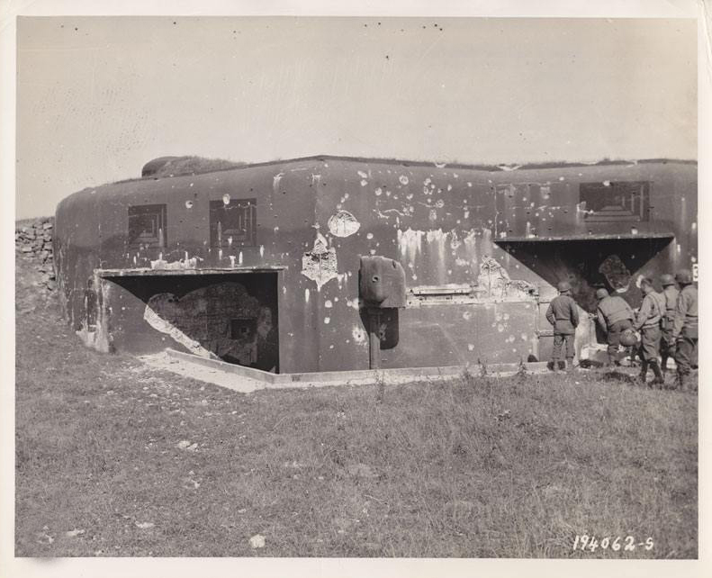 Ligne Maginot - Casemate de la ROUTE d'OTTANGE Ouest -  - US Signal Corp