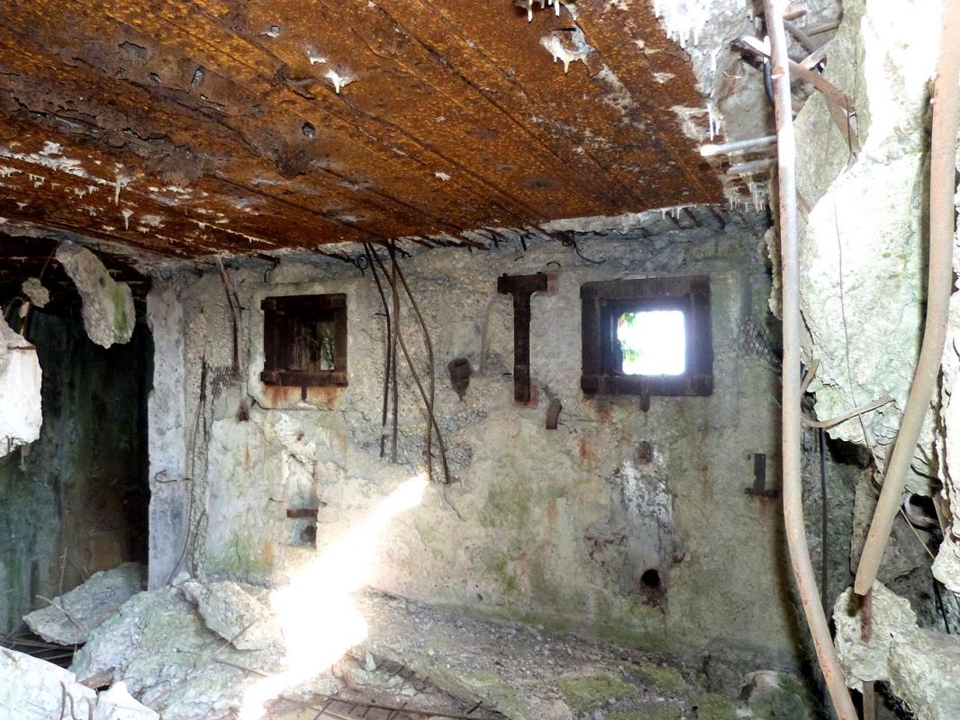 Ligne Maginot - INGOLSHEIM Ouest ( Casemate d'infanterie ) -  - JMBrams